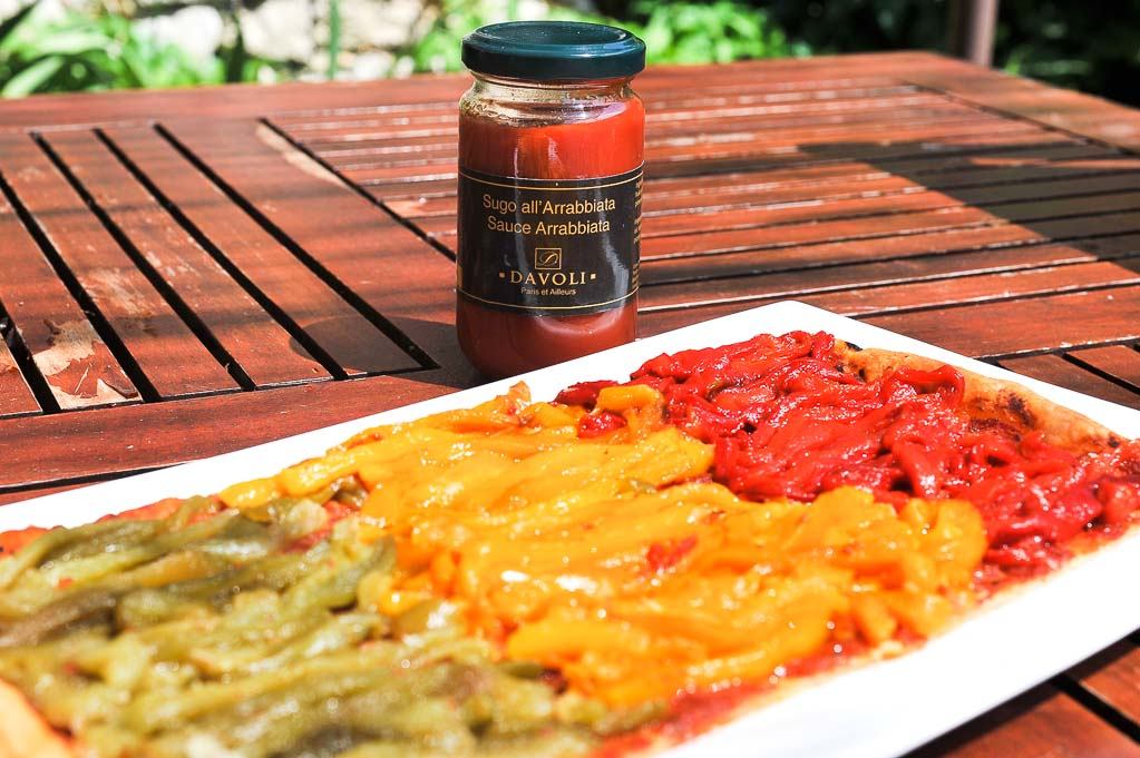 Pizza sauce Davoli et 3 poivrons grillés