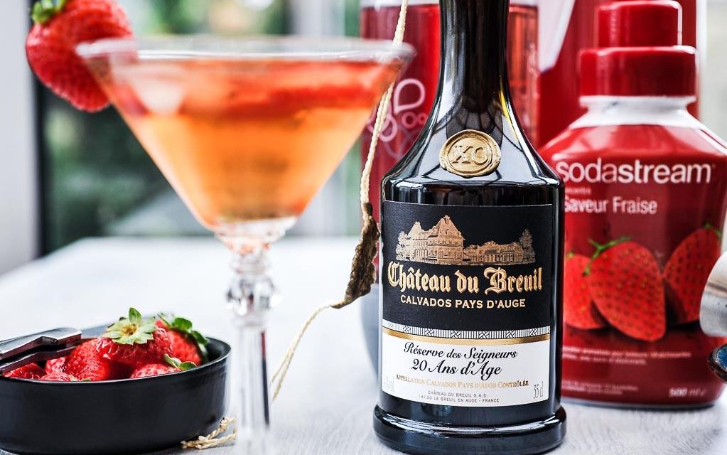 Cocktail : Calva fraise avec en plus la visite de la distillerie de Calvados du Château du Breuil.