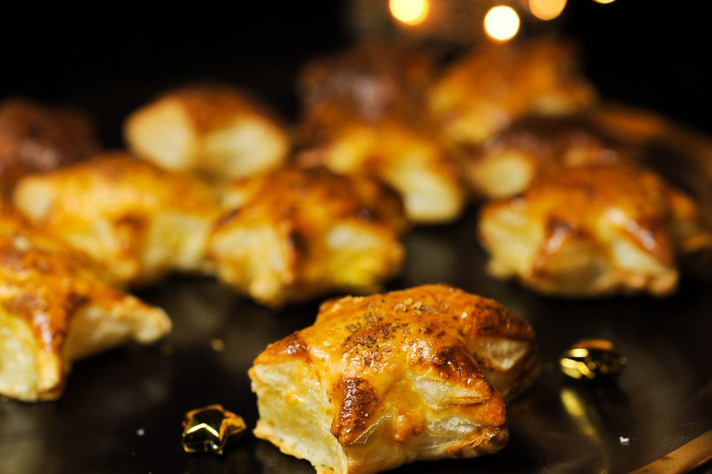 Étoiles feuilletées au foie gras