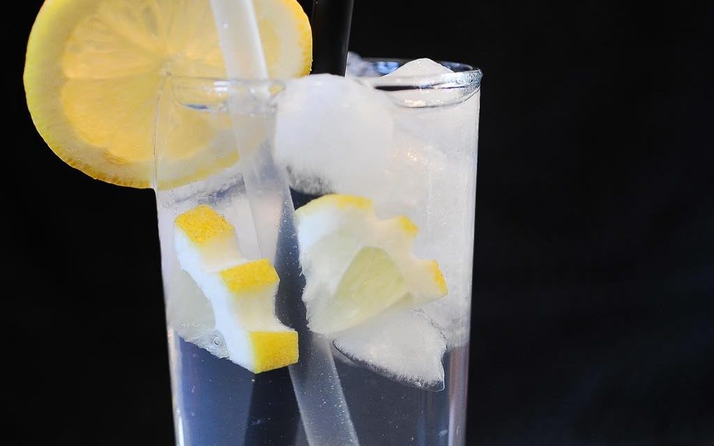 Cocktail Muscat fizz, avec l’aide de la Sodastream Spirit