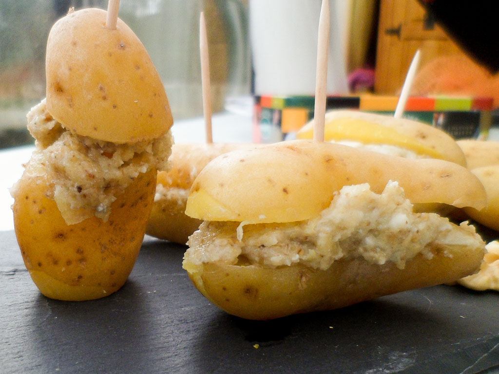 bouchées de Ratte du Touquet au roquefort et aux noix