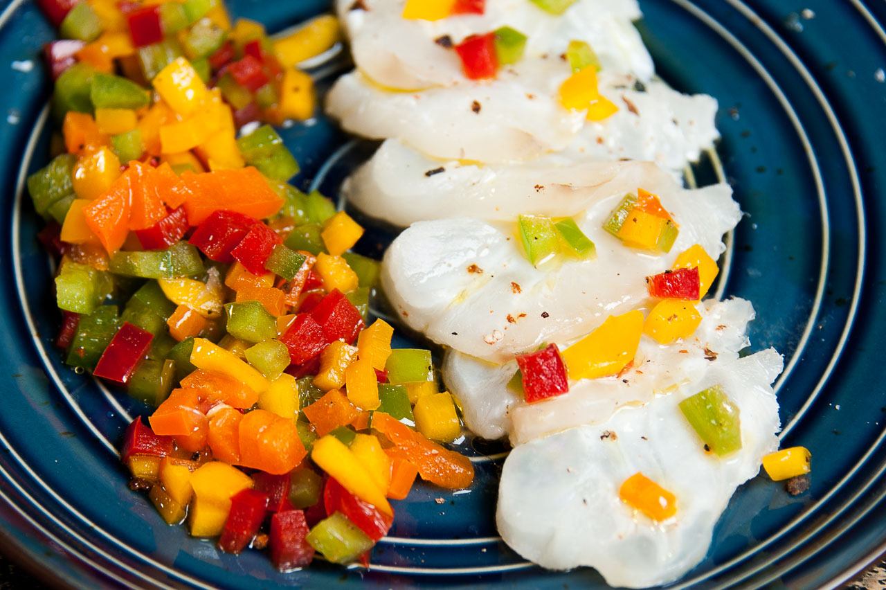 Carpaccio de Dorade Royale aux 3 poivrons