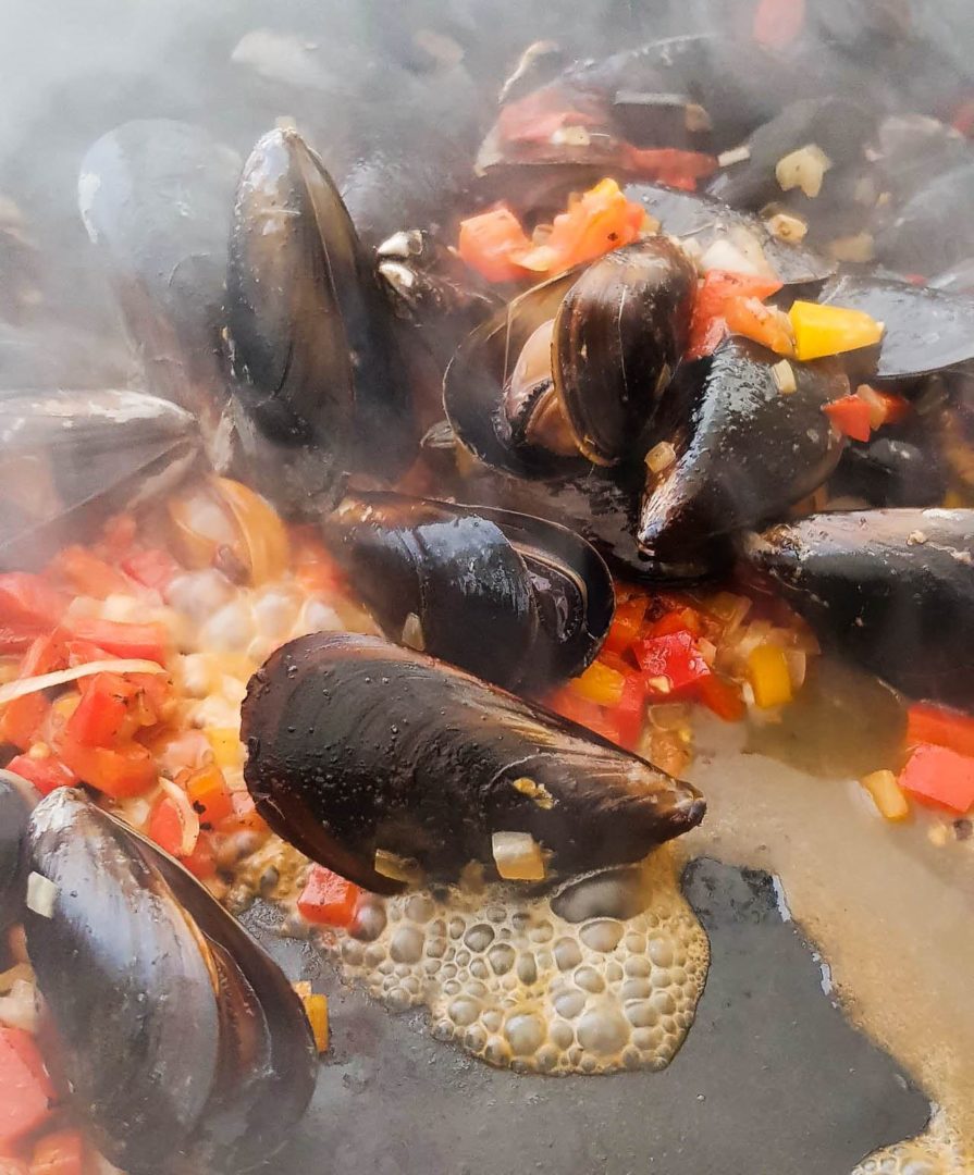Plancha Eno : Moules à la catalanes