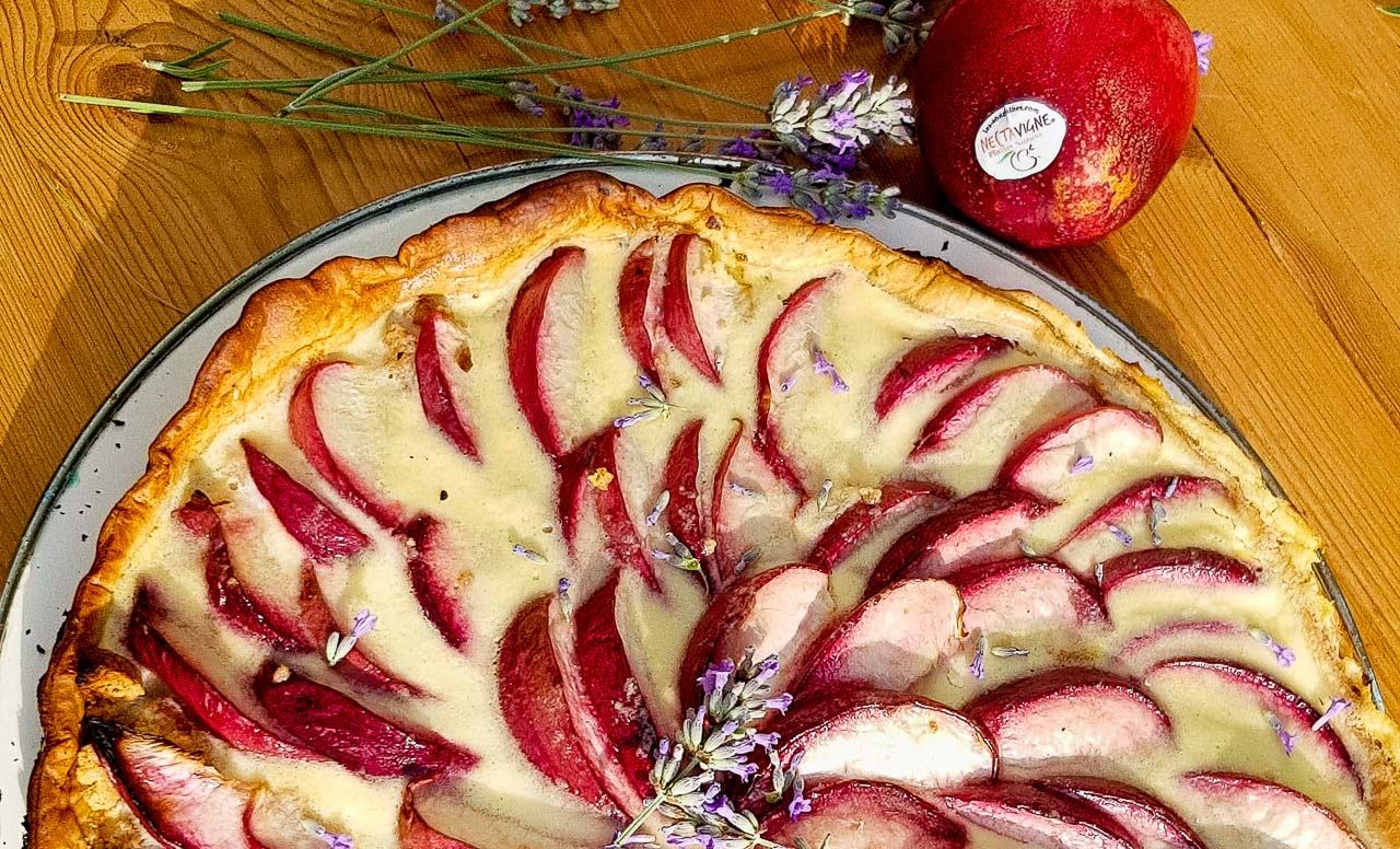 tarte aux nectarines sanguines et miel corse