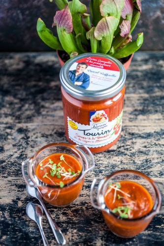 délicieuse soupe à la tomate : Gaspacho avec soupe de tomates Marmande